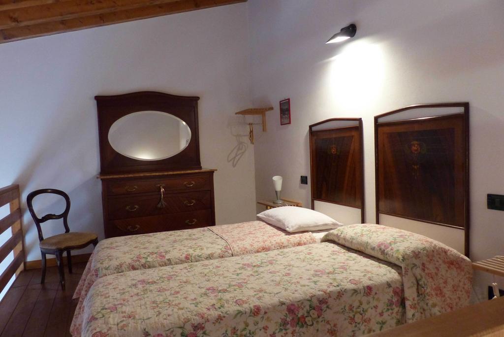 Arriga Alta Villa Lonato Kamer foto